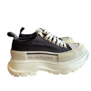 Alexander McQueen Tread Slick Lace Up Sneakers Black/White Women’s Size 36 (US6)
